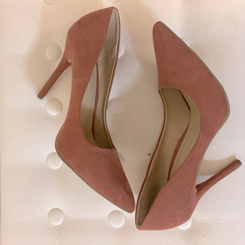Women’s size 8 heels burnt tan color